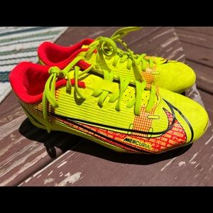 Nike Mercurial Youth Soccer Cleats - Size 1Y